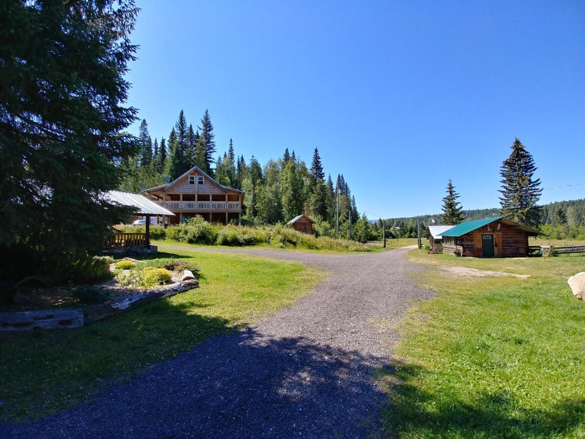 Wolfwood Guest Ranch Villa เคลียร์วอเตอร์ ภายนอก รูปภาพ