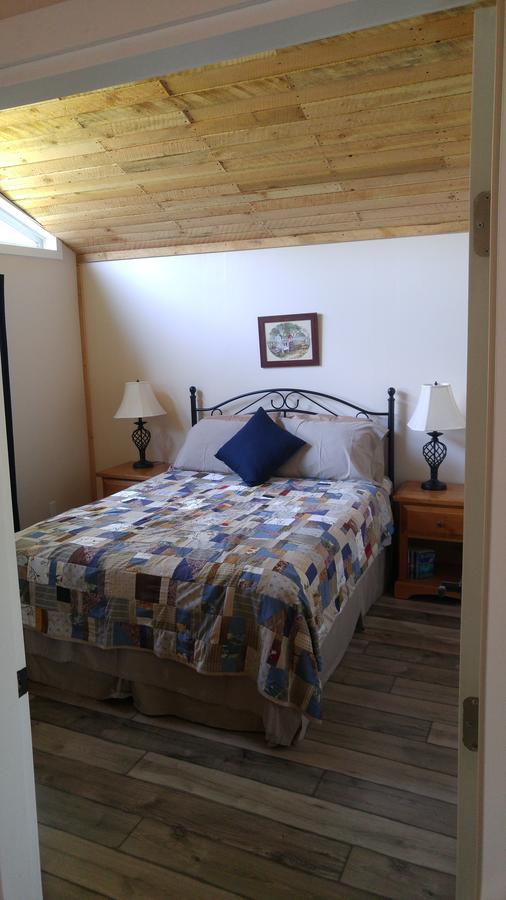 Wolfwood Guest Ranch Villa เคลียร์วอเตอร์ ภายนอก รูปภาพ