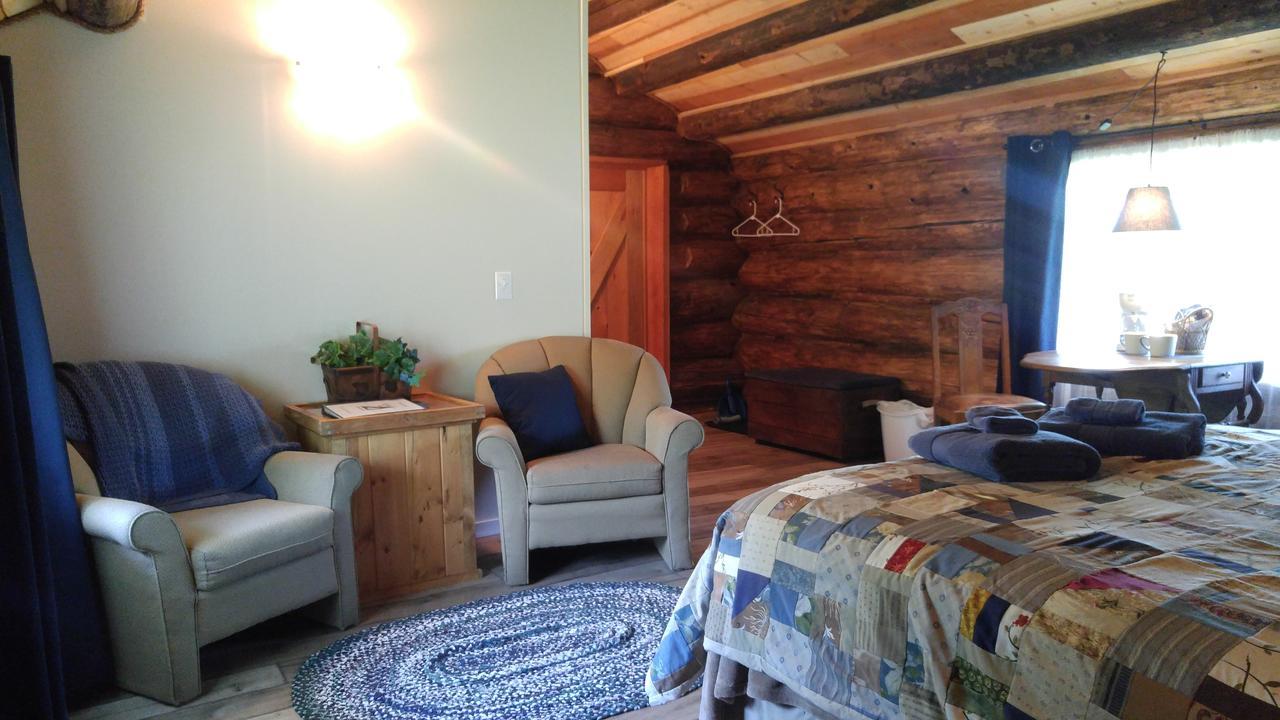 Wolfwood Guest Ranch Villa เคลียร์วอเตอร์ ภายนอก รูปภาพ